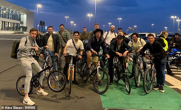 British stag party stranded in Amsterdam when easyJet cancel their flight buy bikes to get home