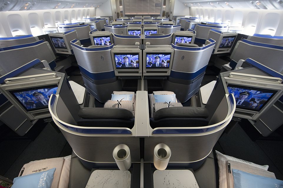 Inside United’s $5,580 ‘Polaris’ business class suite on a flight from New Jersey to Mallorca