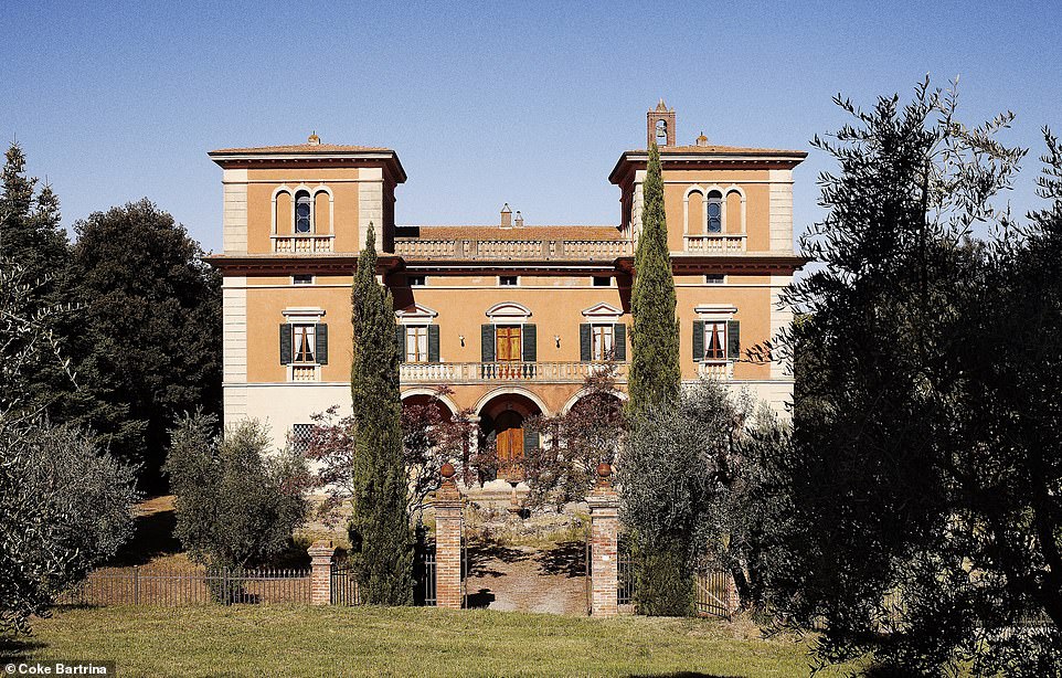 Discover the Italian villas and hotels that remain out of the clutches of the corporate giants
