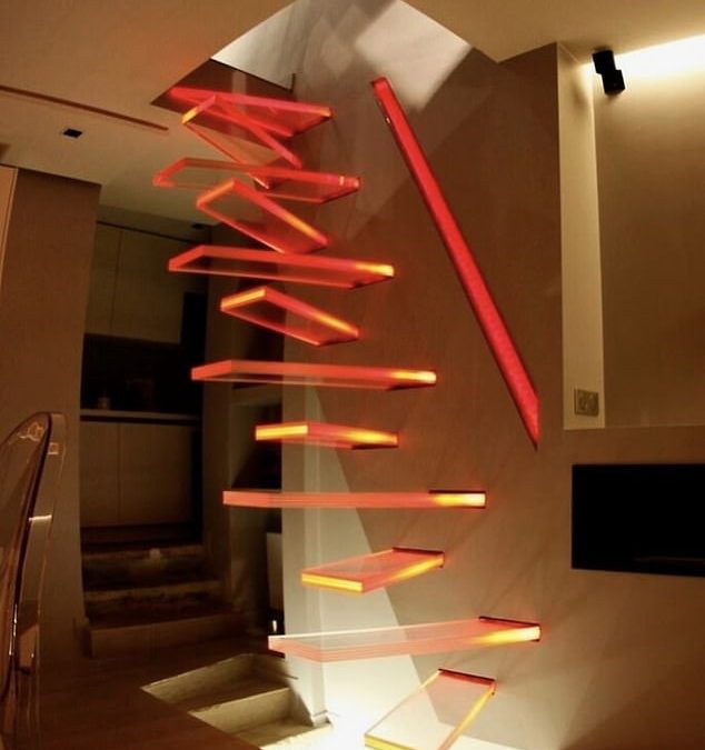 People share terrifying examples of bad design that definitely doesn’t prioritise safety