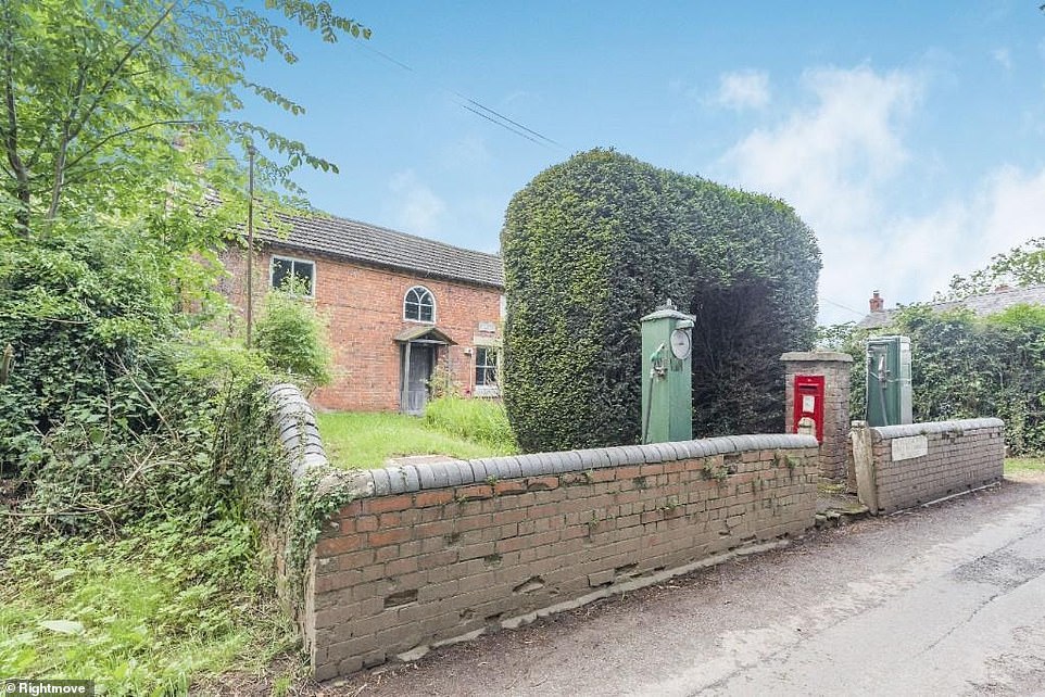 For sale! Turnastone home was once Britain’s oldest petrol station