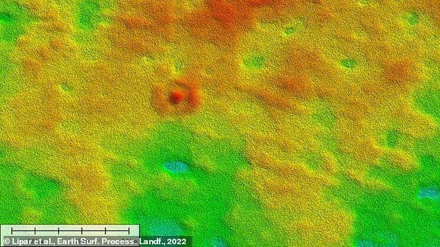 Ancient coral reef is found in a vast Australian desert
