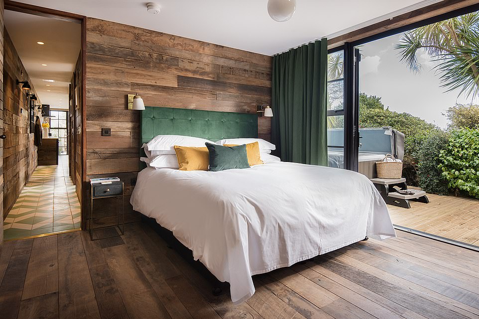 Great British boltholes: Inside Merchants Manor in Falmouth – a classy getaway for grown-ups 
