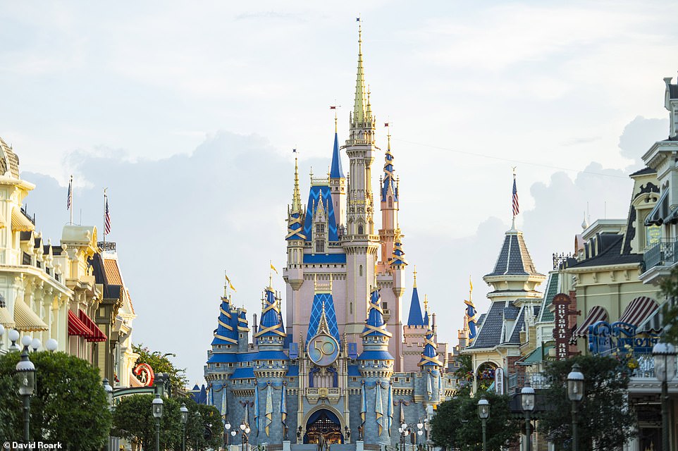 Ultimate Magic Kingdom visit: First-timer to the Disney park uses the Genie app to beat the queues