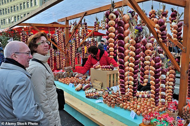 Love your onions? An a-peel-ing festival awaits in Bern, the capital of Switzerland!