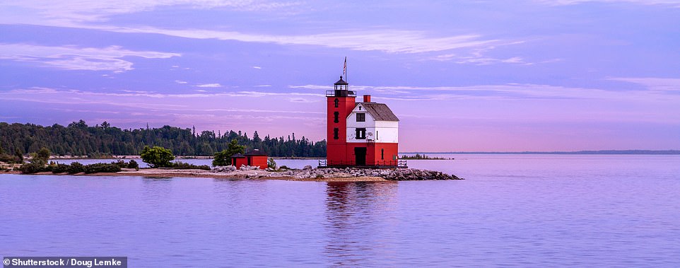 Discovering the mysteries of the Great Lakes by cruise ship and SUBMARINE
