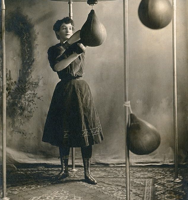 Dozens of Victorian women took part in bouts of boxing, study reveals