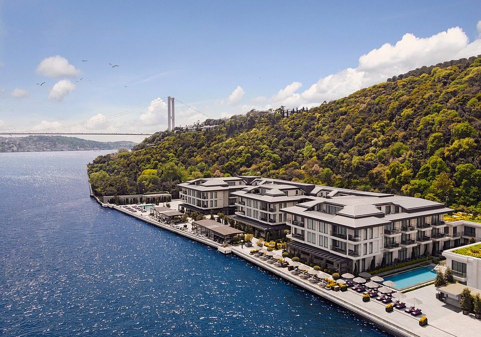 Inside Mandarin Oriental Bosphorus, an uber-luxurious hotel that offers magical views of Istanbul