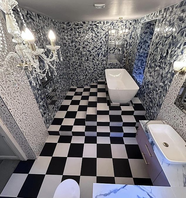 British woman’s bathroom slammed as dangerous by interior design critics
