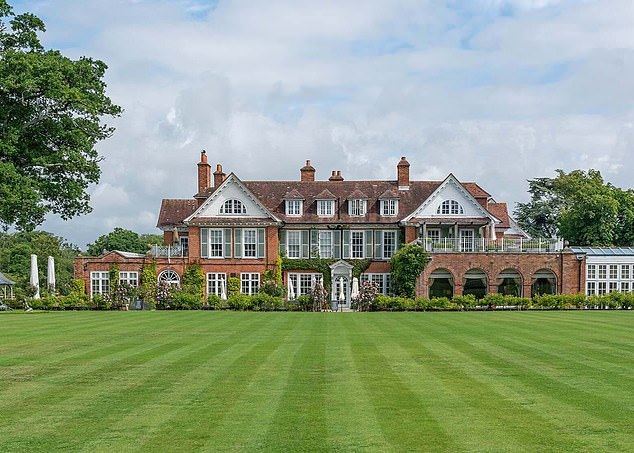The UK’s most luxurious hotels are offering reductions of up to 55% for off-peak breaks