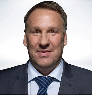 Paul Merson reveals how he missed seeing sights on his travels because he ‘chose to drink instead’