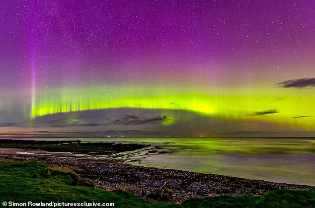 Stargazers take stunning photos of the Northern Lights over Norfolk, Middlesbrough and Wiltshire