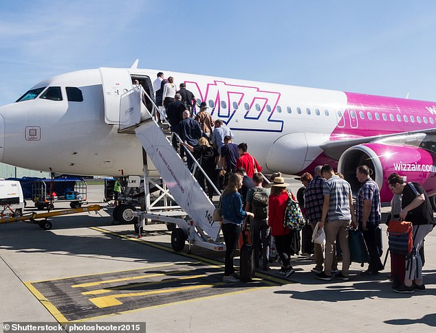 TONY HETHERINGTON: Wizz Air settles customer’s case over cancelled flight – but hundreds left in air