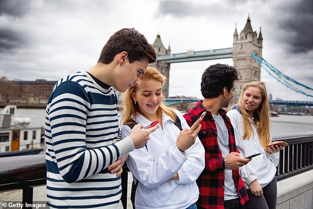 French shun school trips to the UK for Ireland as ‘they speak English and you don’t need a passport’