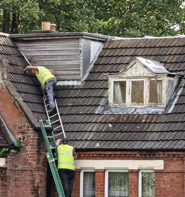Health and safety last! Shocking picture gallery exposes reckless workers cutting corners