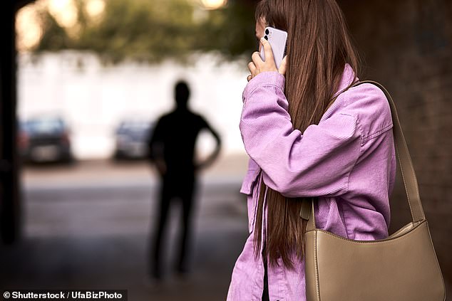How to lose someone if you’re being followed abroad
