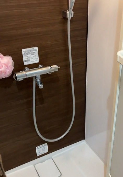 I spent the night in a Tokyo micro-flat – it was less than 100 square feet but surprisingly spacious