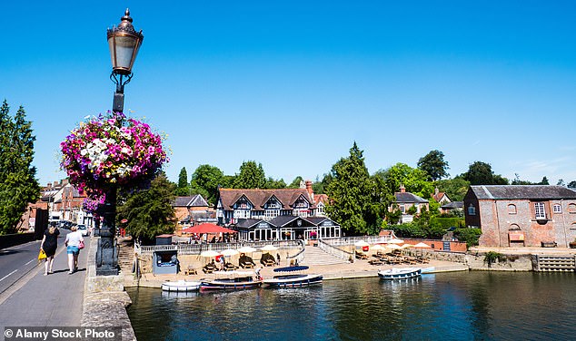 On the trail of Agatha Christie: The writer called this tranquil Oxfordshire town home for 40 years – and now it’s celebrating her with a statue