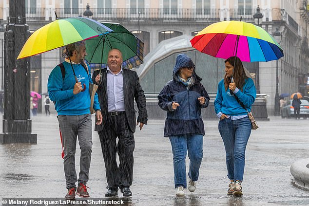Travel agency offers money back guarantee if it rains during your holiday