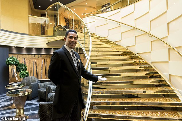 High life on the high seas! Private restaurants, exclusive sun decks, bigger suites – here’s how to be a VIP cruiser