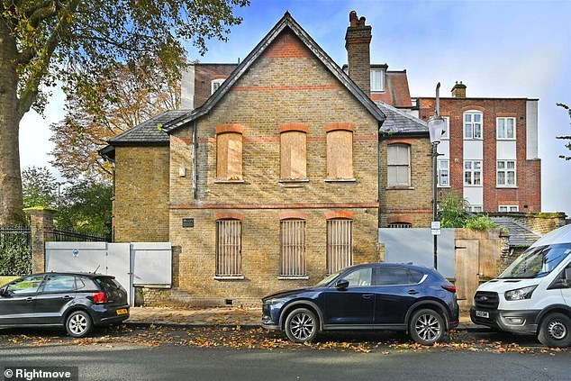 Abandoned four-bedroom cottage in Notting Hill goes on market for eye-watering price – but there’s a big plus