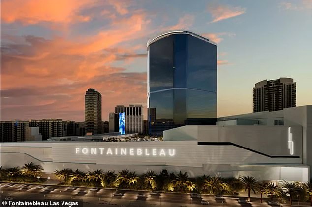 From cozy rooms to an ‘airport vibe’ and BLANK restaurant menus: Travel expert delivers his verdict on the $3.7billion Fontainebleau – the tallest hotel on the Vegas Strip