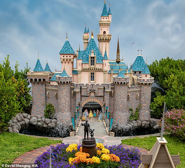 California architect builds incredible miniature Disneyland in his backyard – here’s how you can visit for FREE