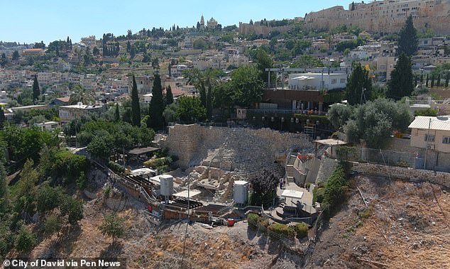 The ruins that could prove the Bible was TRUE: Stretch of wall in ancient Jerusalem vindicates the holy book’s account, archaeologists claim