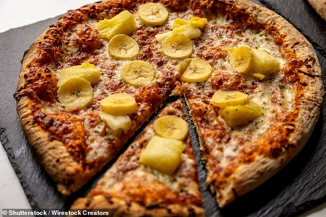 Italy – look away now! In Sweden they love putting BANANAS on pizzas… and the internet doesn’t know what to make of it. Would YOU try it?