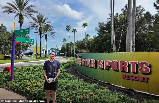 We stayed at the worst rated and cheapest Disney hotel for $150 a night – this is what it was REALLY like