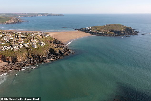 Pictured: Amazing UK pubs located on tiny ISLANDS – where the views are guaranteed to be worth drinking in