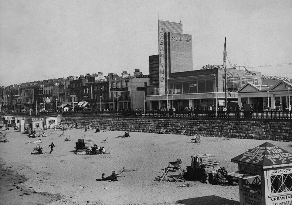 Fascinating historic photos show Margate’s glory days as one of the UK’s first-ever seaside towns