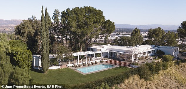 Frank Sinatra’s iconic Hollywood home – the rumored venue for Marilyn Monroe and JFK’s secret trysts – hits market