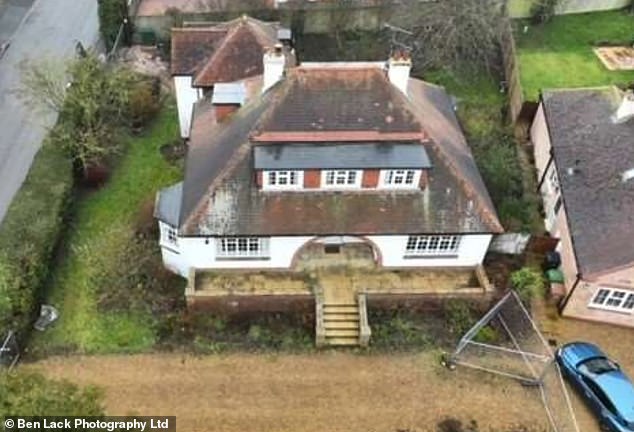 Families living on Millionaire’s Row that inspired author PG Wodehouse livid over ‘unsightly’ new home