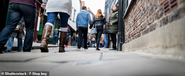 You’ve been walking along pavements all wrong! Etiquette guru William Hanson reveals how to use them correctly – including the big no-no when in a group. Are YOU guilty of it?